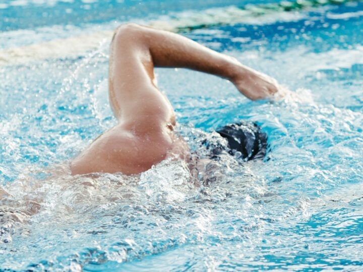 La natation, le secret des footballeurs pour une forme olympique