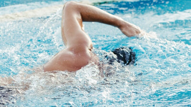 La natation, le secret des footballeurs pour une forme olympique