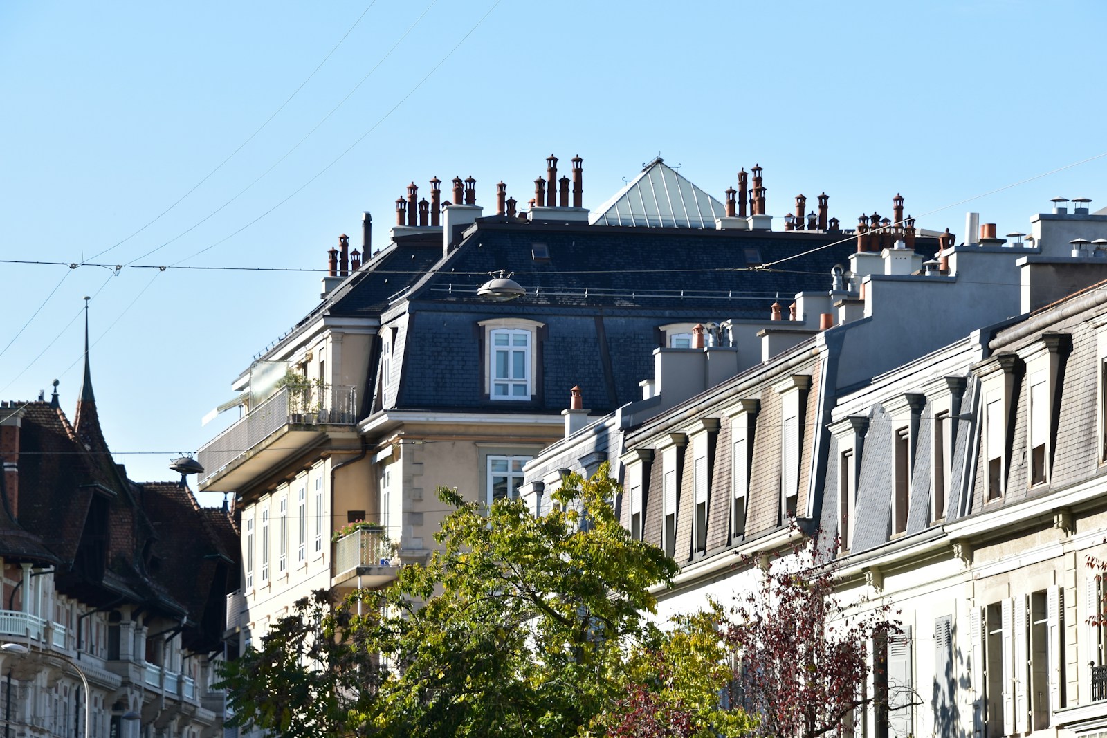 Sécuriser sa maison à Orléans avant de partir en vacances : le guide pour voyager l’esprit léger